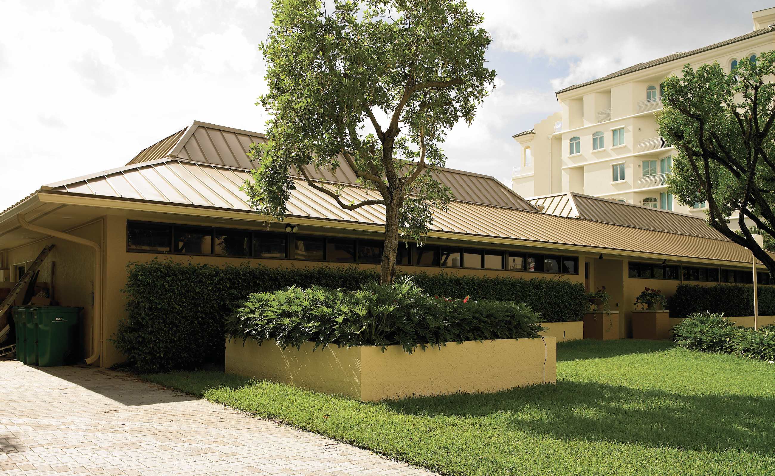 Shore Club - Metal Roof - Vision Image
